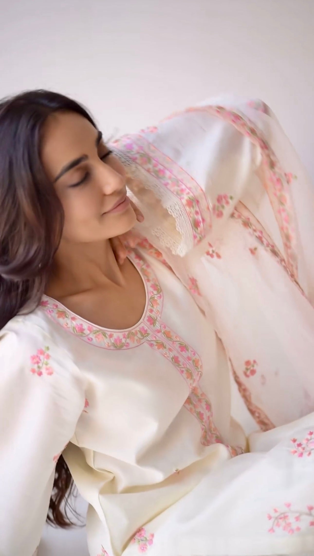Surbhi Jyoti in Gul-Khera - Ivory White Chanderi Embroidered Suit Set.