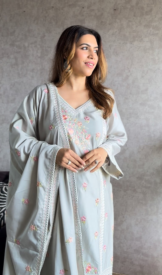 Kanika Khatri in CHHAYA - Grey Cotton Suit Set