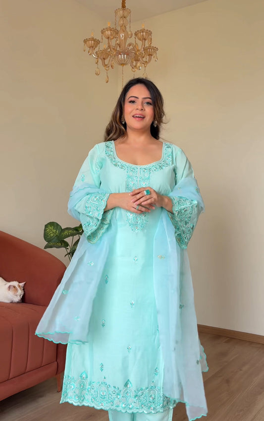 POOJA (@thefashionchauvinst) in ROSHINI - Sea Green Chanderi Suit Set