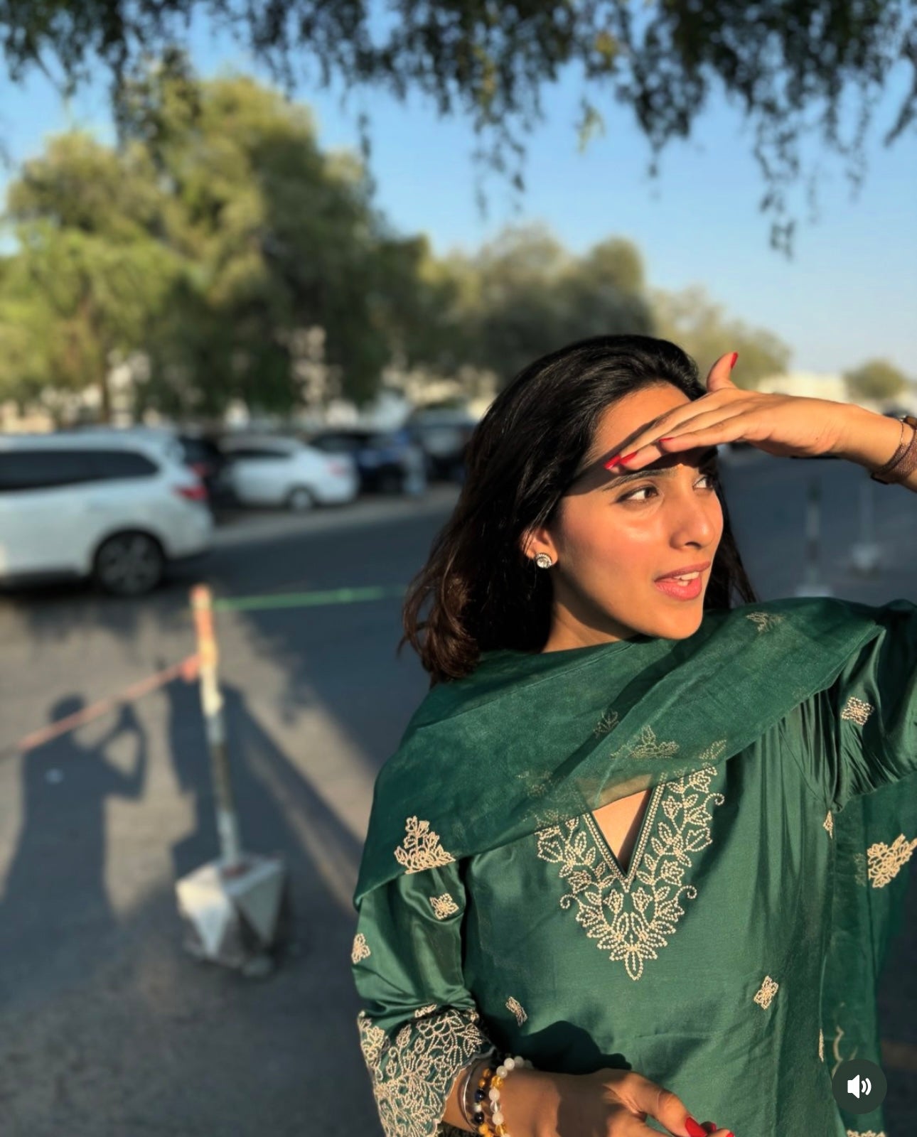 Dr. Taniyaa Bakshi in Pine Green Chanderi Silk Suit Set
