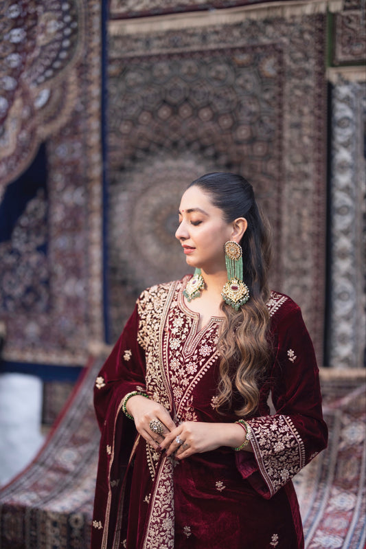 Shiana Kothari in SAAZ - Velvet Maroon Straight Suit Set.