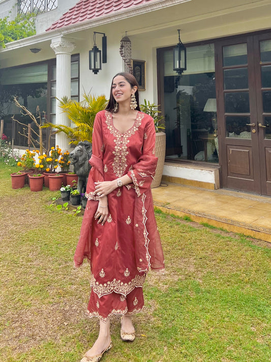 Jasnoor Anand in Rust Chanderi Silk Suit Set
