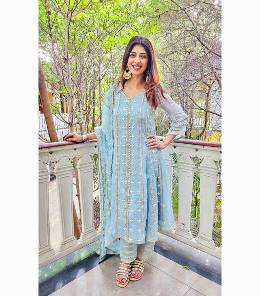 Aishwarya Sakhuja in Jashan - Blue Organza Anarkali Set.