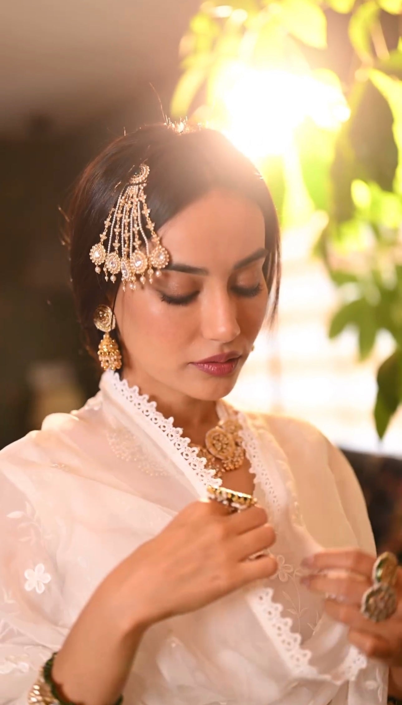 Surbhi Jyoti in Aseem Ivory White Embroidered Anarkali Gown Set