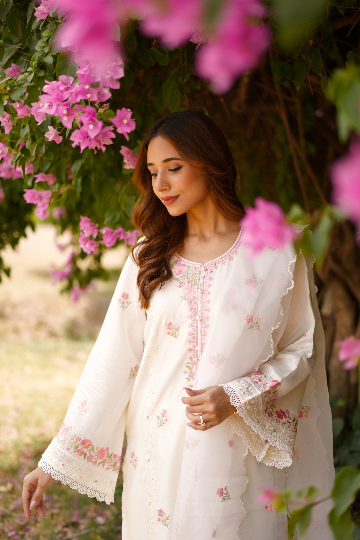 Ria Malhotra in Nalini - Ivory White Chanderi Embroidered Suit Set.