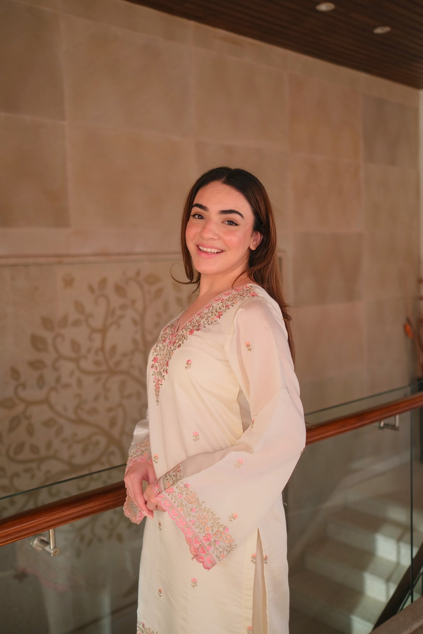 Riya Bedi in Moghra - Ivory White Chanderi Embroidered Suit Set.