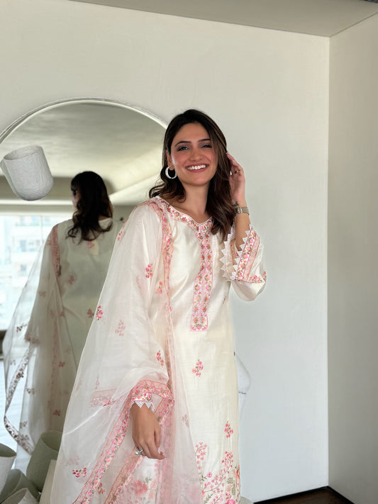 Richa Begani in Gul-Khera - Ivory White Chanderi Embroidered Suit Set.