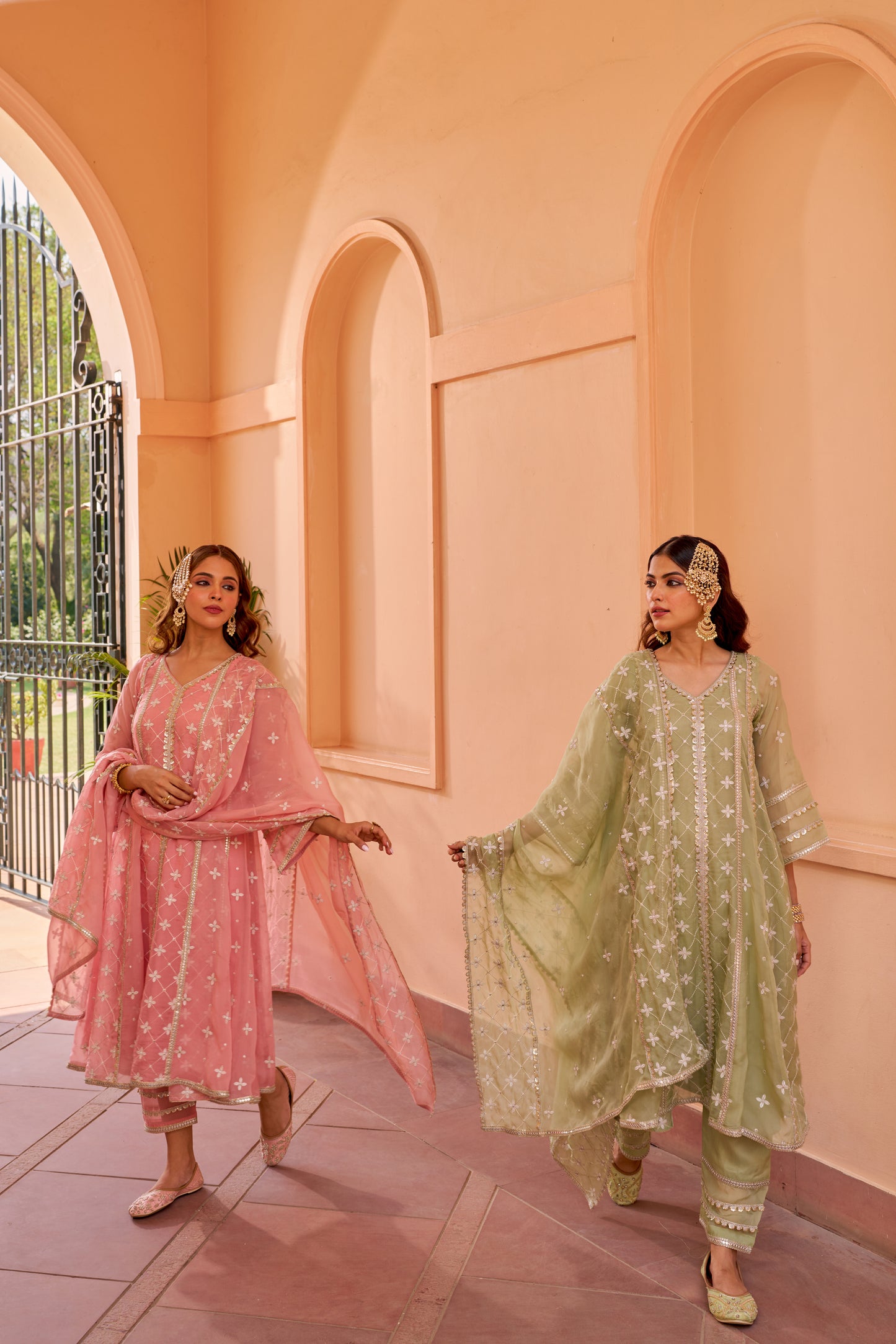Kriti Vij in Sitara - Pink Organza Anarkali Set.