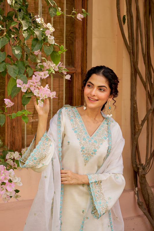 Banafsha - Ivory White Chanderi Embroidered Suit Set.