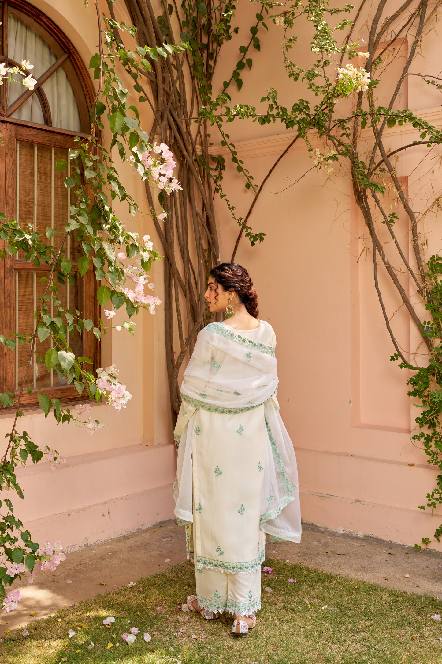 Pallavi Goel in Asoniya - Ivory White Chanderi Embroidered Suit Set.