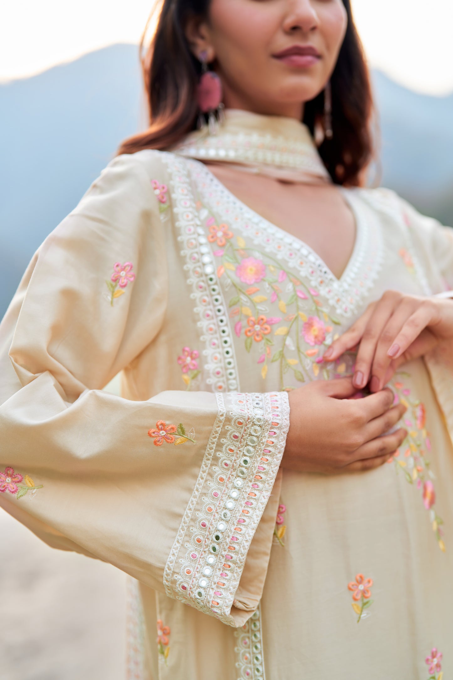 ROOHANI - Beige Cotton Suit Set