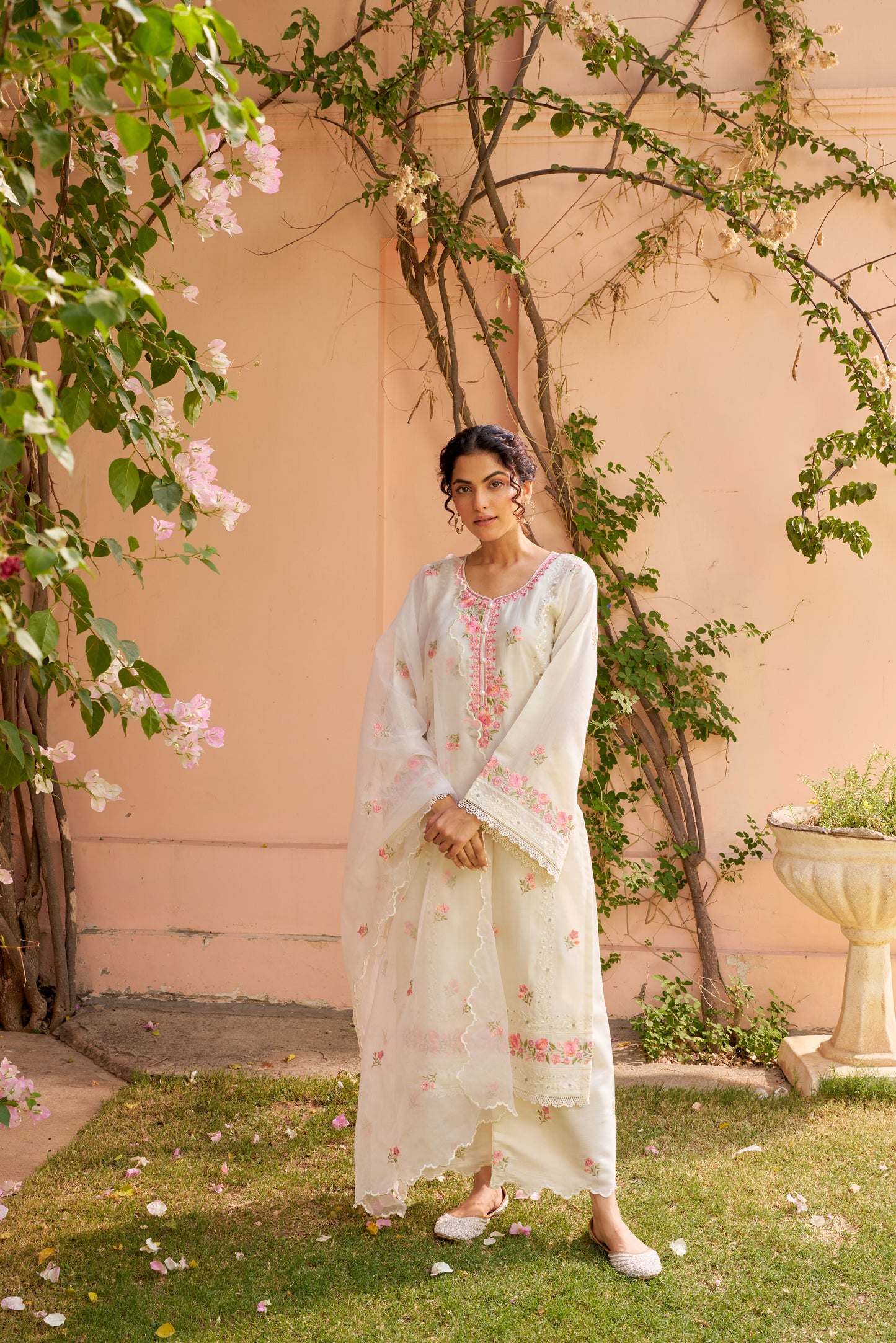 Ria Malhotra in Nalini - Ivory White Chanderi Embroidered Suit Set.
