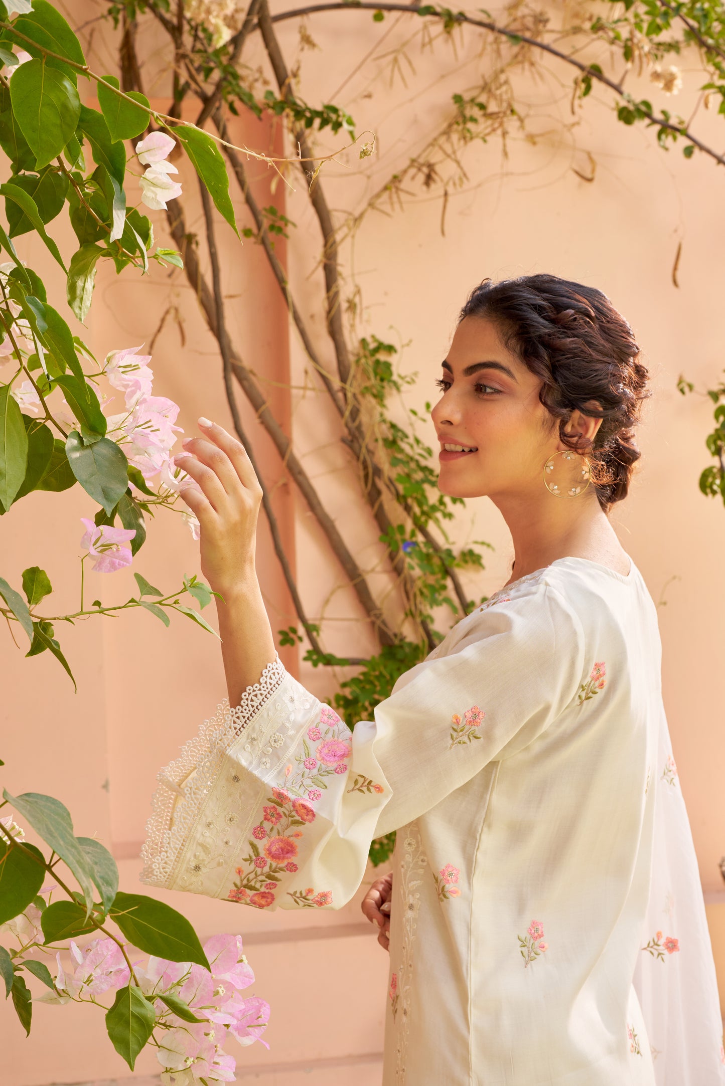 Ria Malhotra in Nalini - Ivory White Chanderi Embroidered Suit Set.
