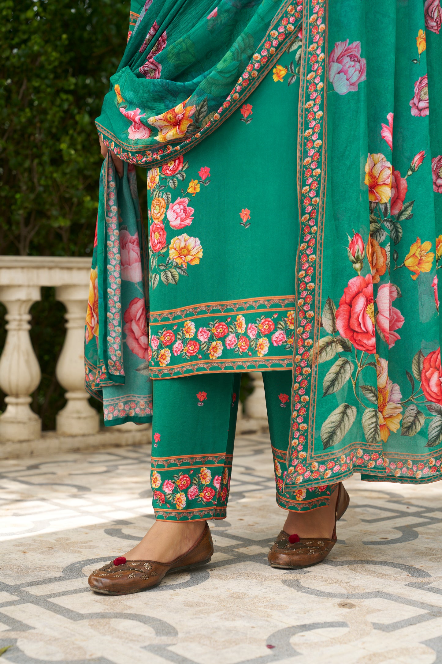 PANKHURI - Green Suit Set