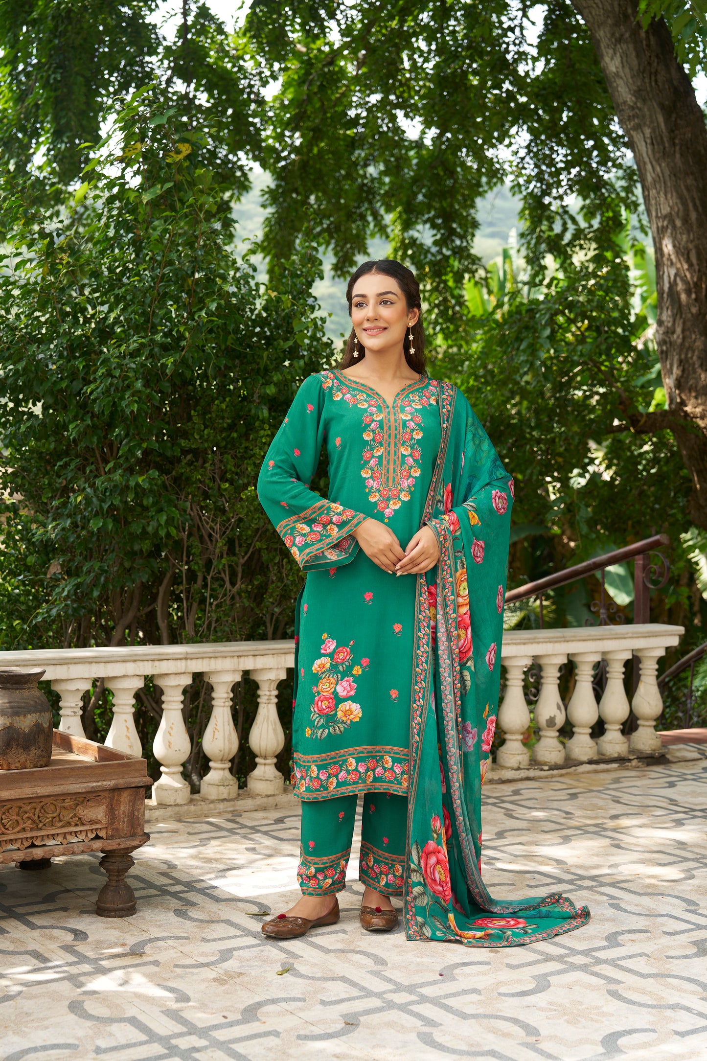 PANKHURI - Green Suit Set