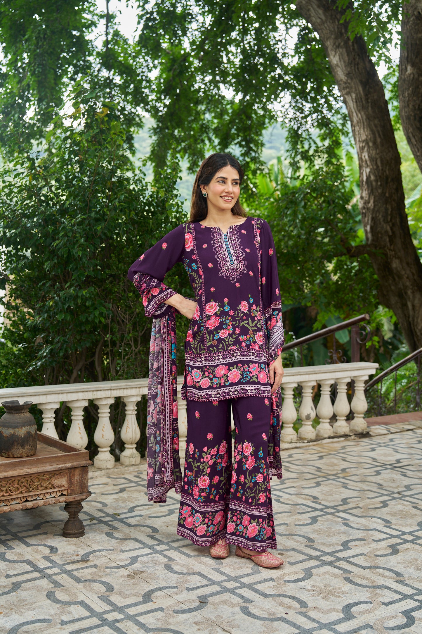 INDIRA - Wine Suit Set