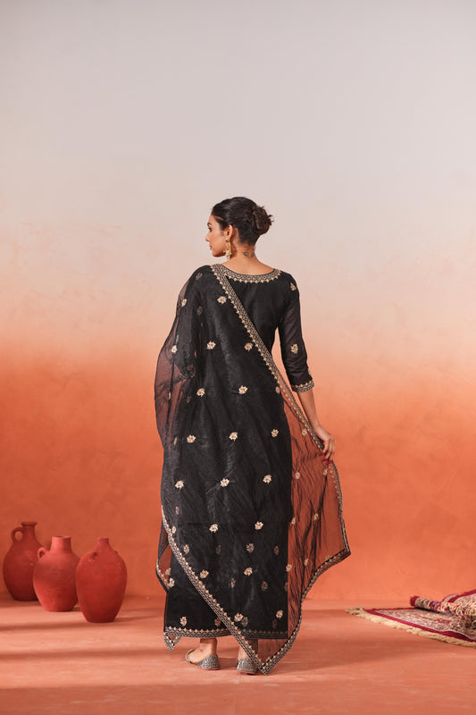 Gulnoor - Black embroidered chanderi suit set