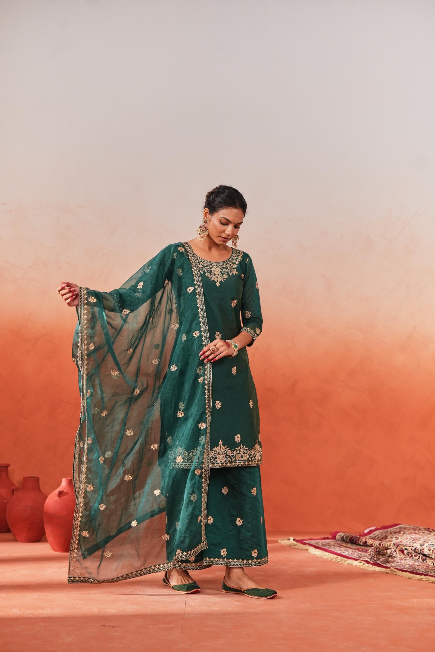 Dilnoor - Green Embroidered chanderi Suit Set