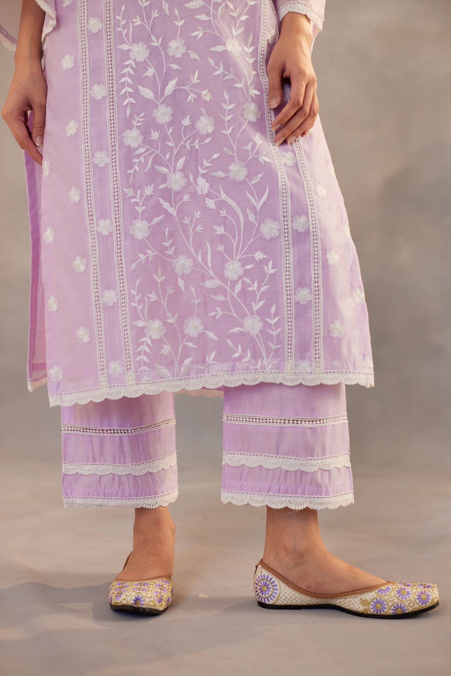 Kalgi - Lavender Embroidered Suit Set.