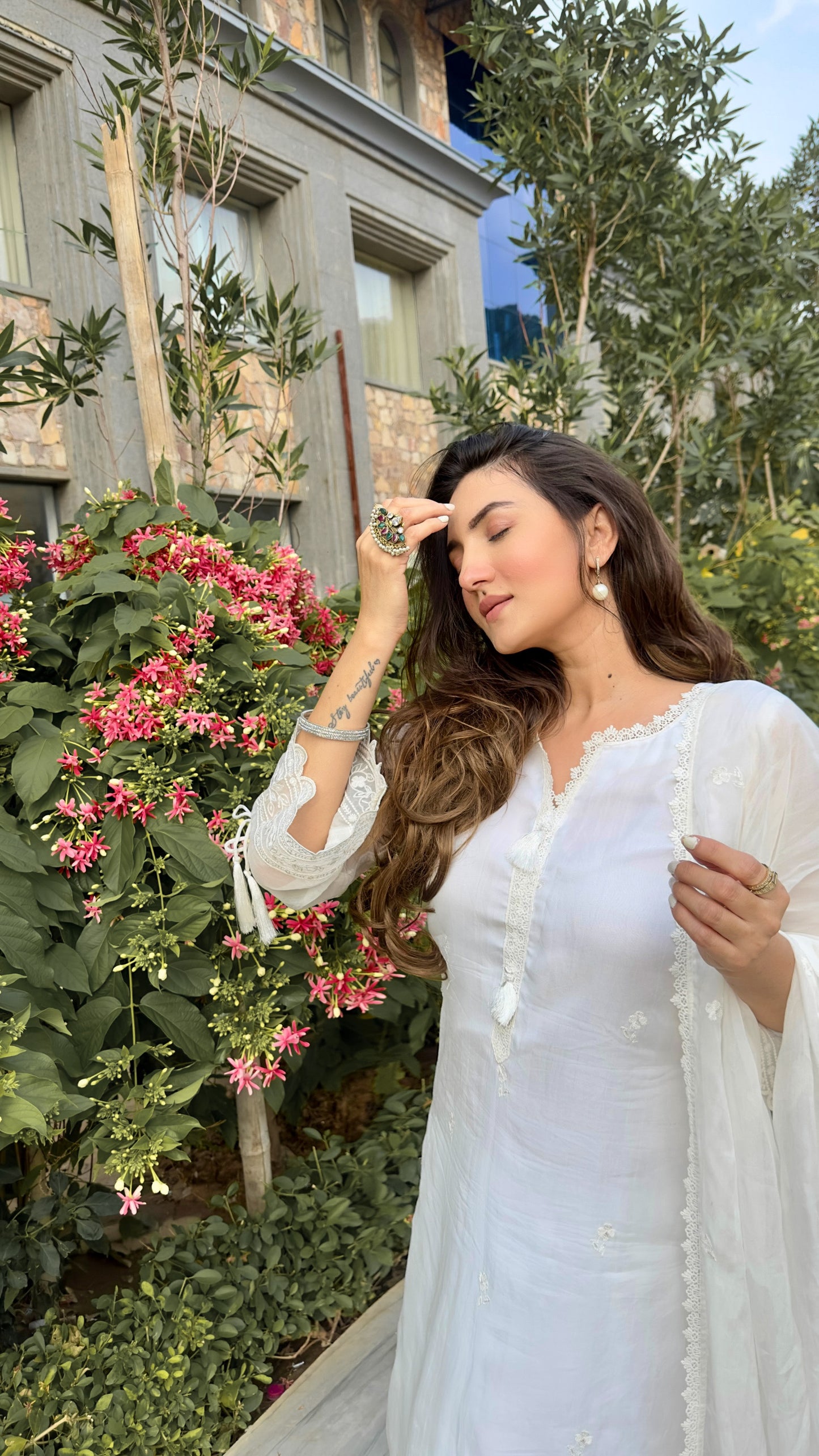 Deviya Singh in Aseem Ivory White Embroidered Straight Suit Set