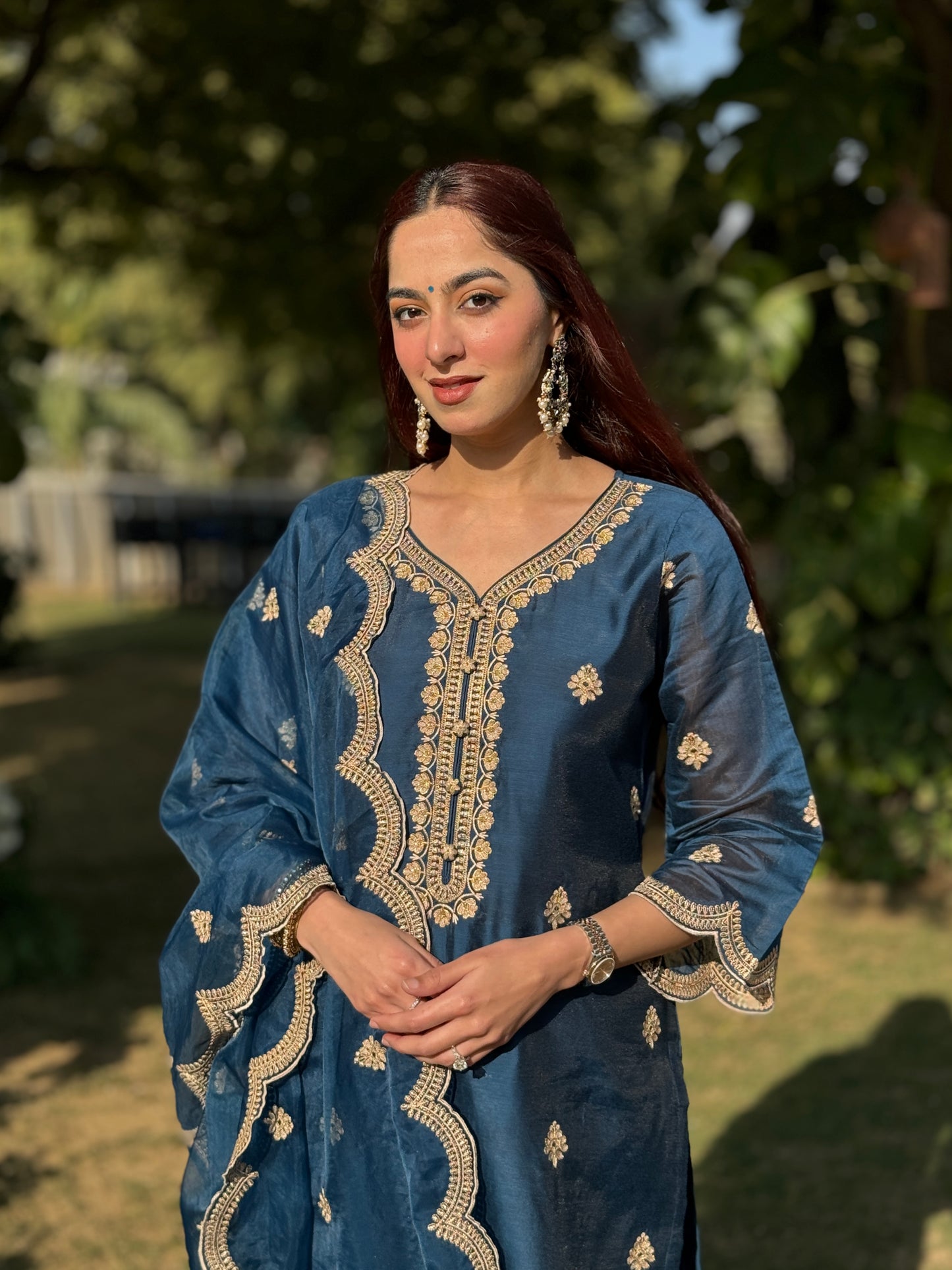 Jasnoor Anand in Gul- Blue Embroidered Chanderi Suit Set