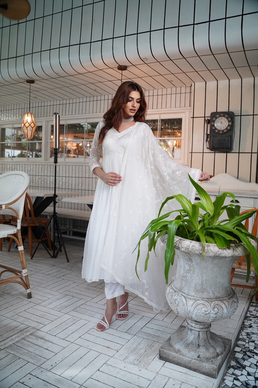 Nikita Dhongdi in Aseem Ivory White Embroidered Anarkali Gown Set