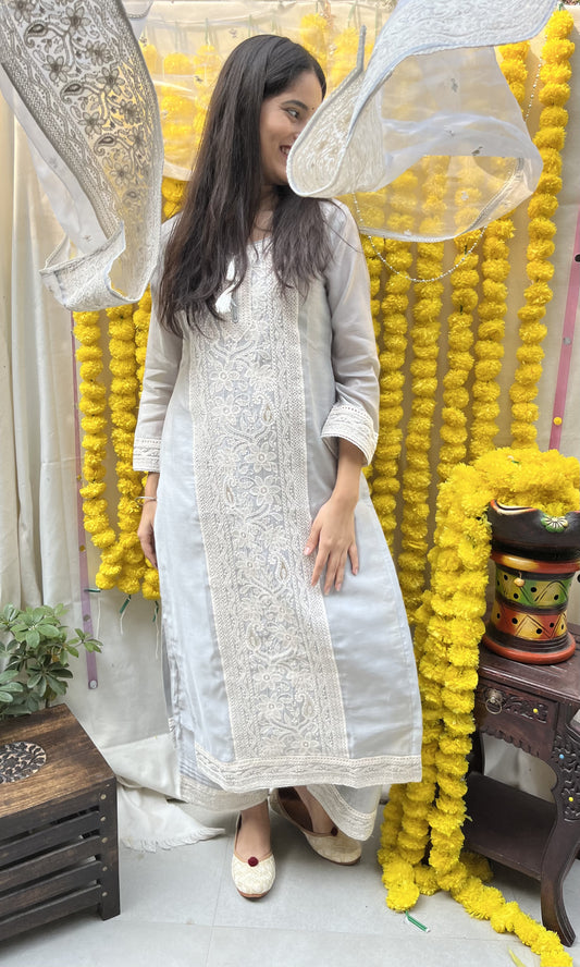 Ira Sharma in Silver Grey Chanderi Suit Set