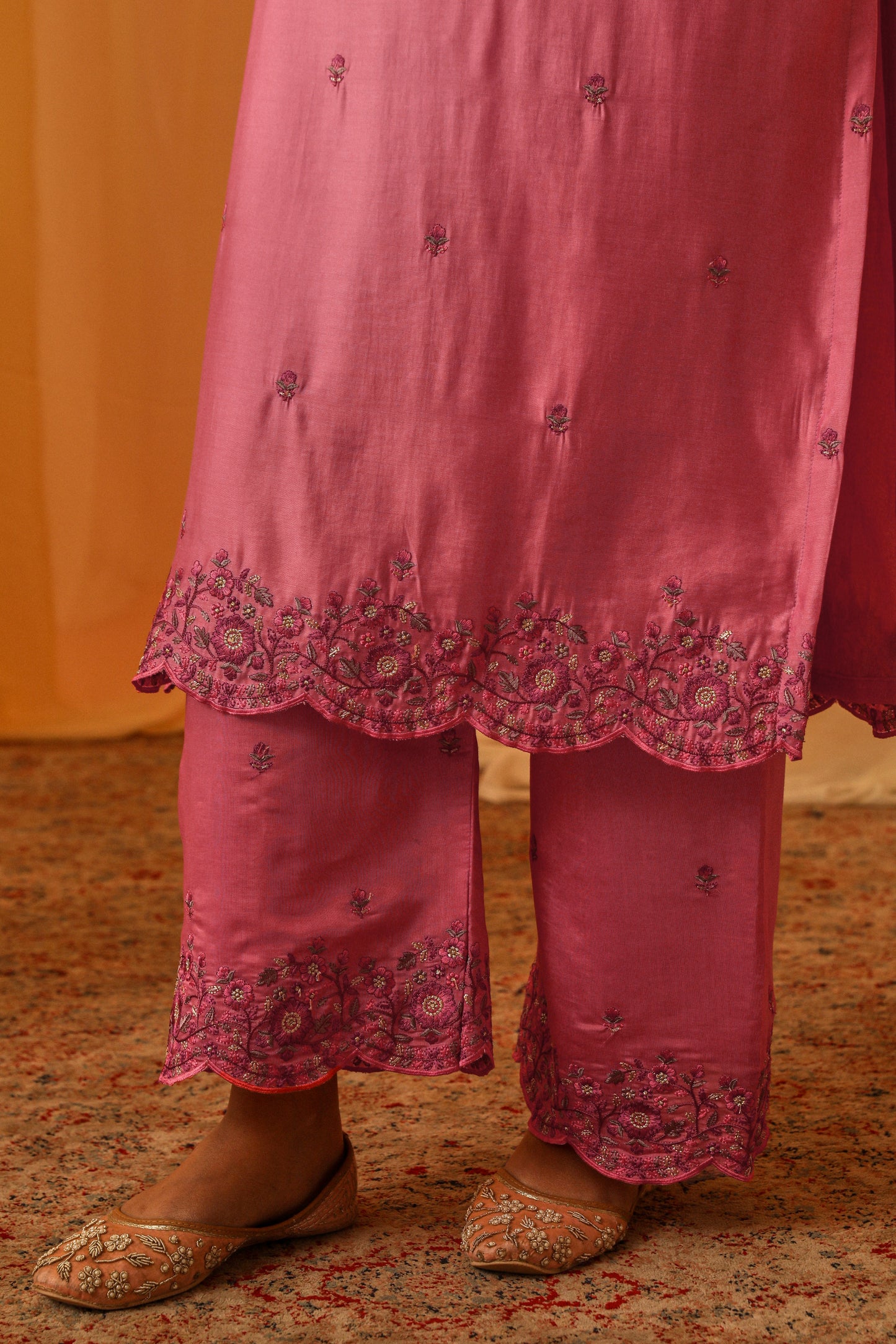 AFSANA - Pink Chanderi Suit Set