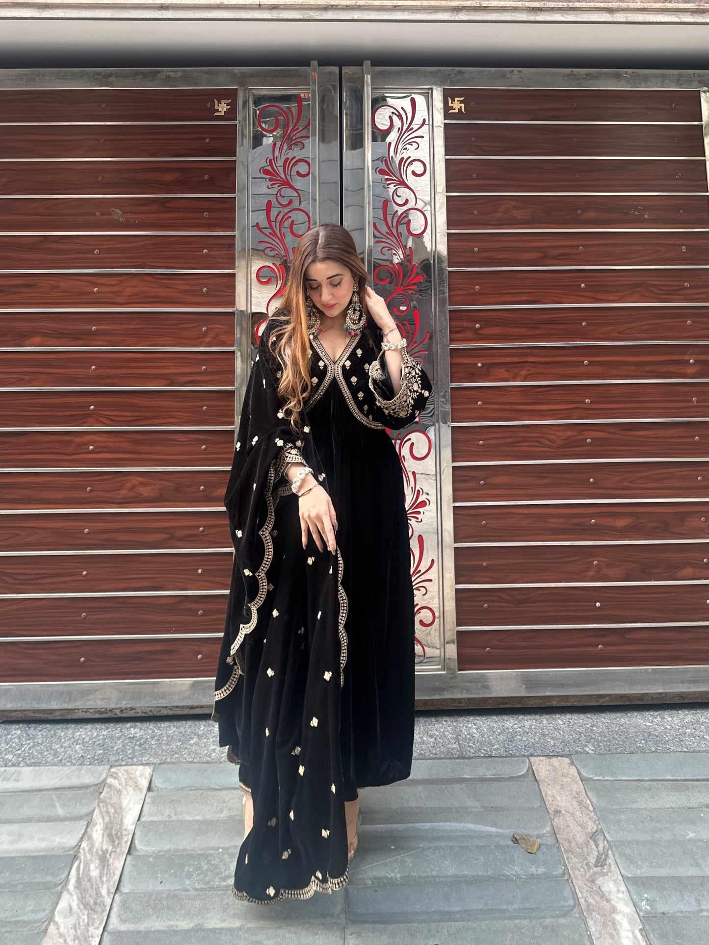 Guneet Kaur in MUKHDA - Velvet Black Anarkali Set