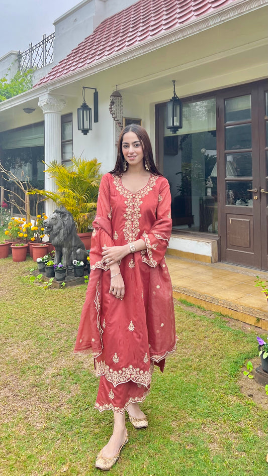 Jasnoor Anand in Rust Chanderi Silk Suit Set