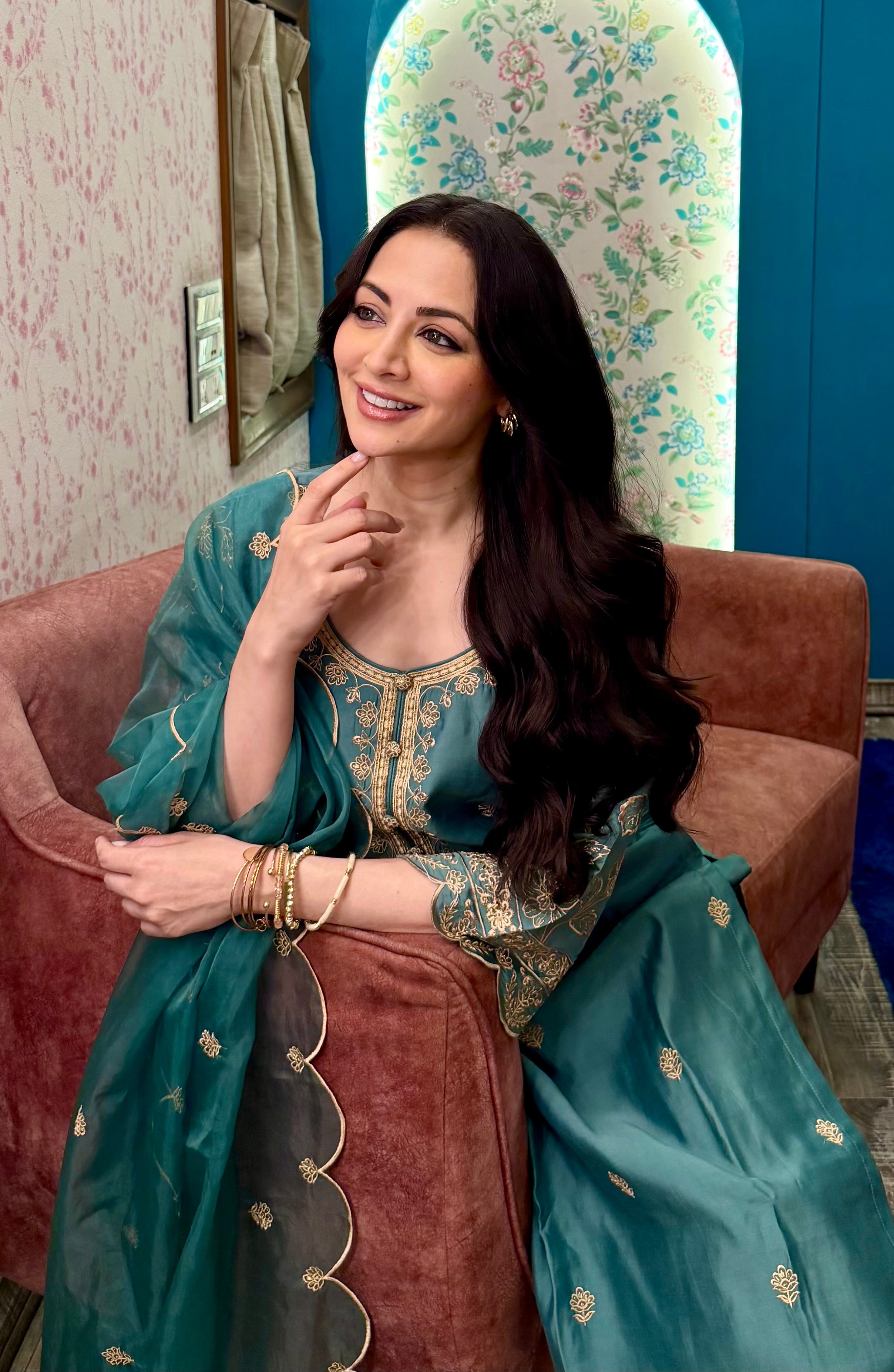Zoya Afroz in AMEERA - Emerald Green Chanderi Suit Set
