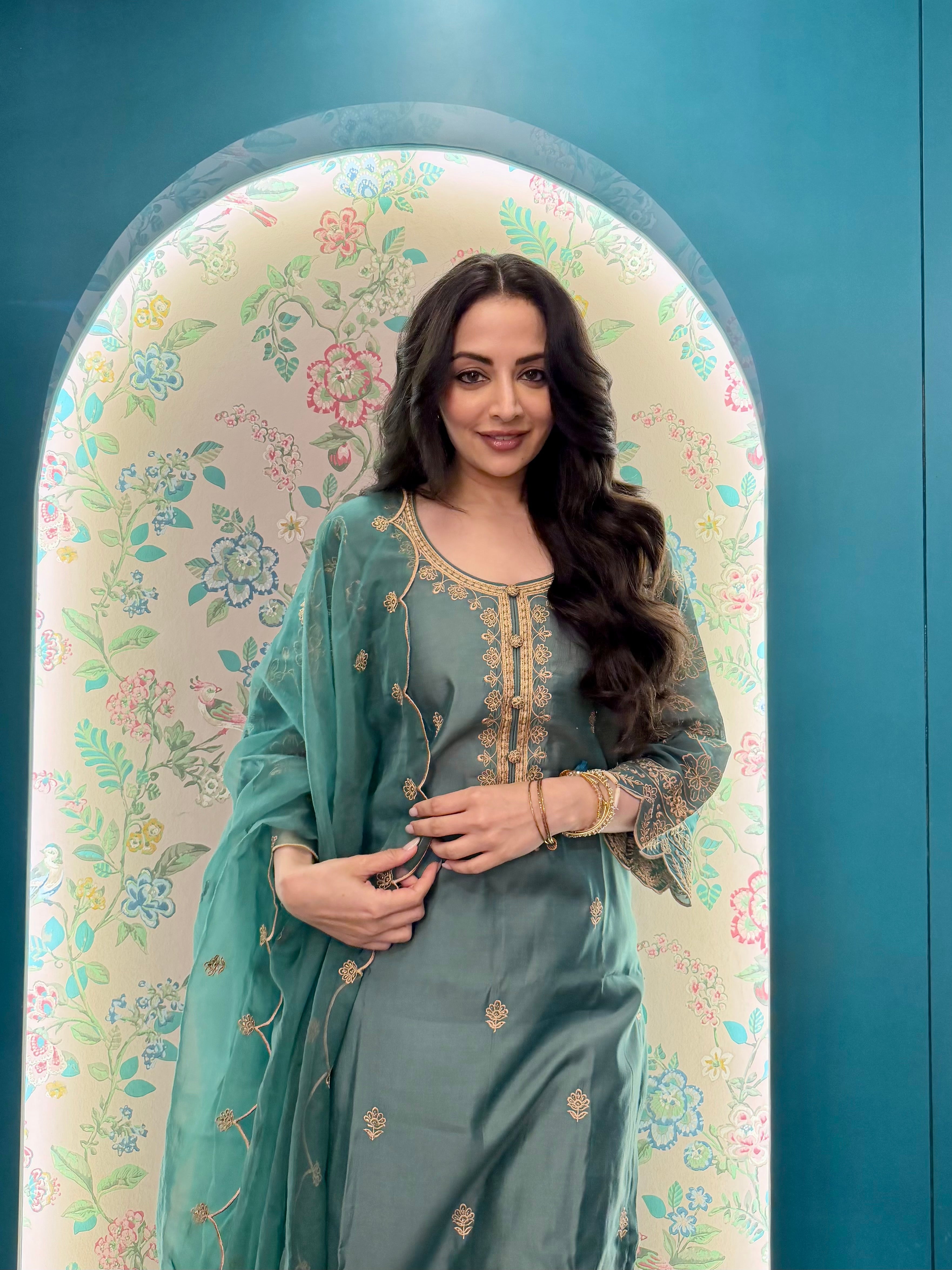 Zoya Afroz in AMEERA - Emerald Green Chanderi Suit Set