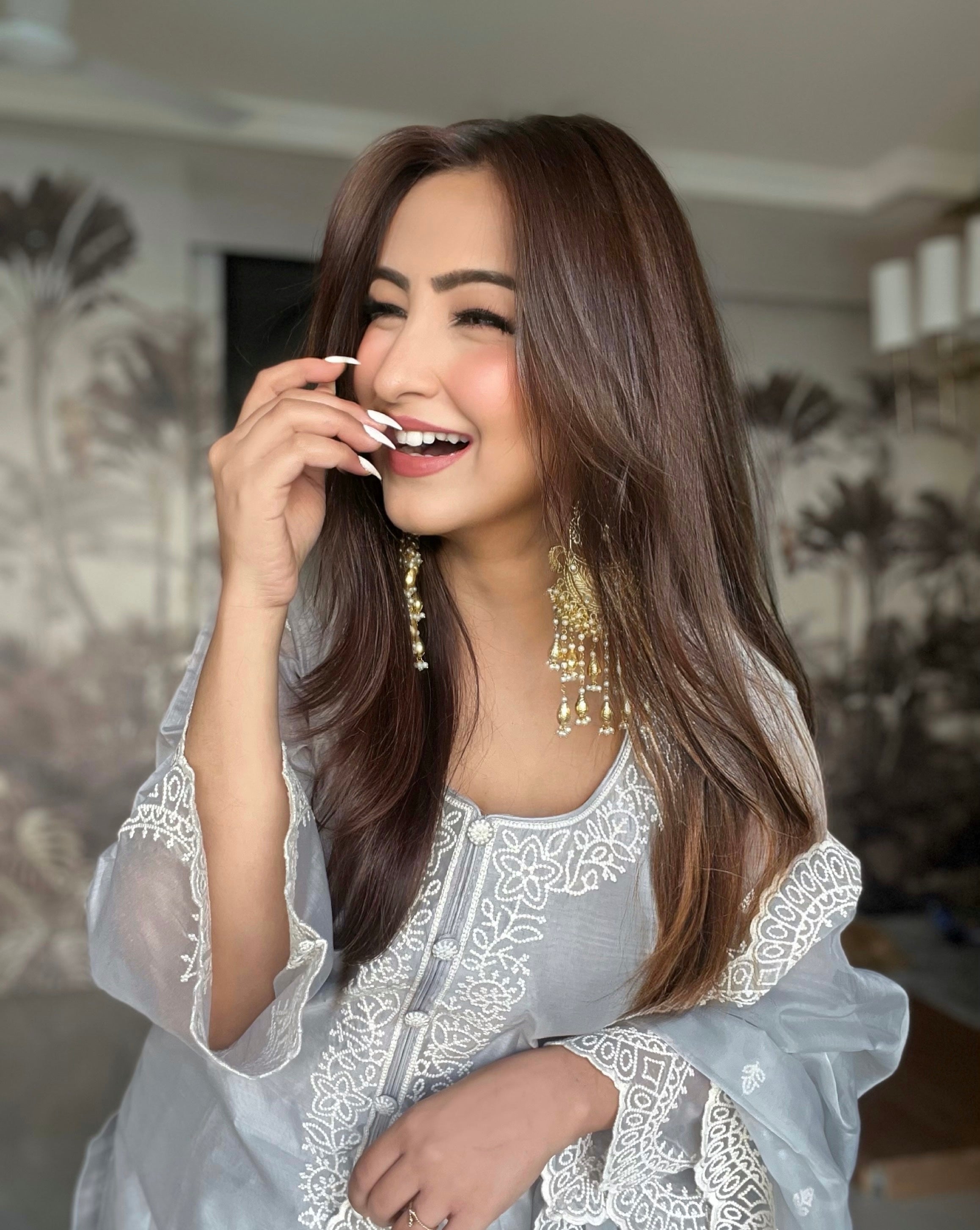 Anmol Bhatia in Silver Grey Chanderi Suit Set
