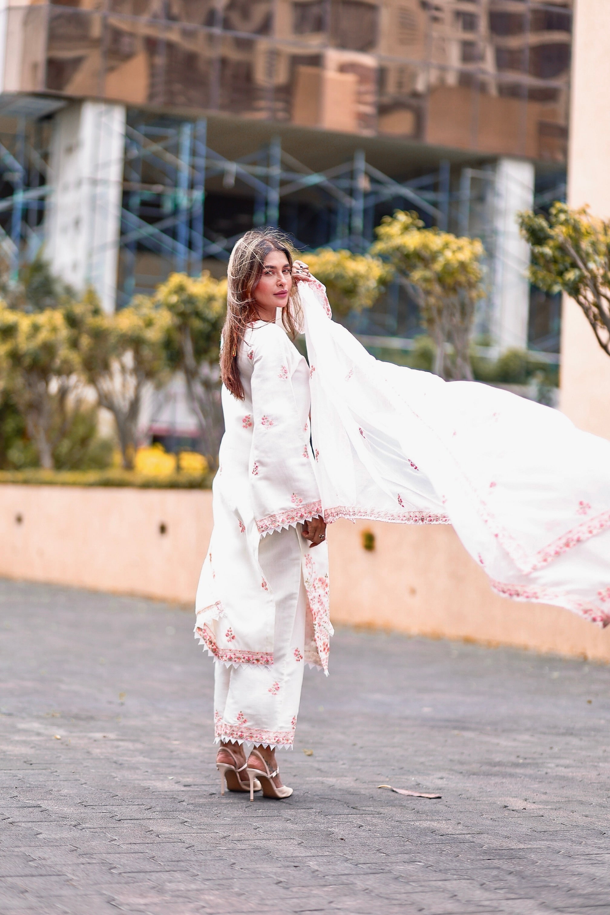 Pavitra Punia in Gul-Khera - Ivory White Chanderi Embroidered Suit Set.