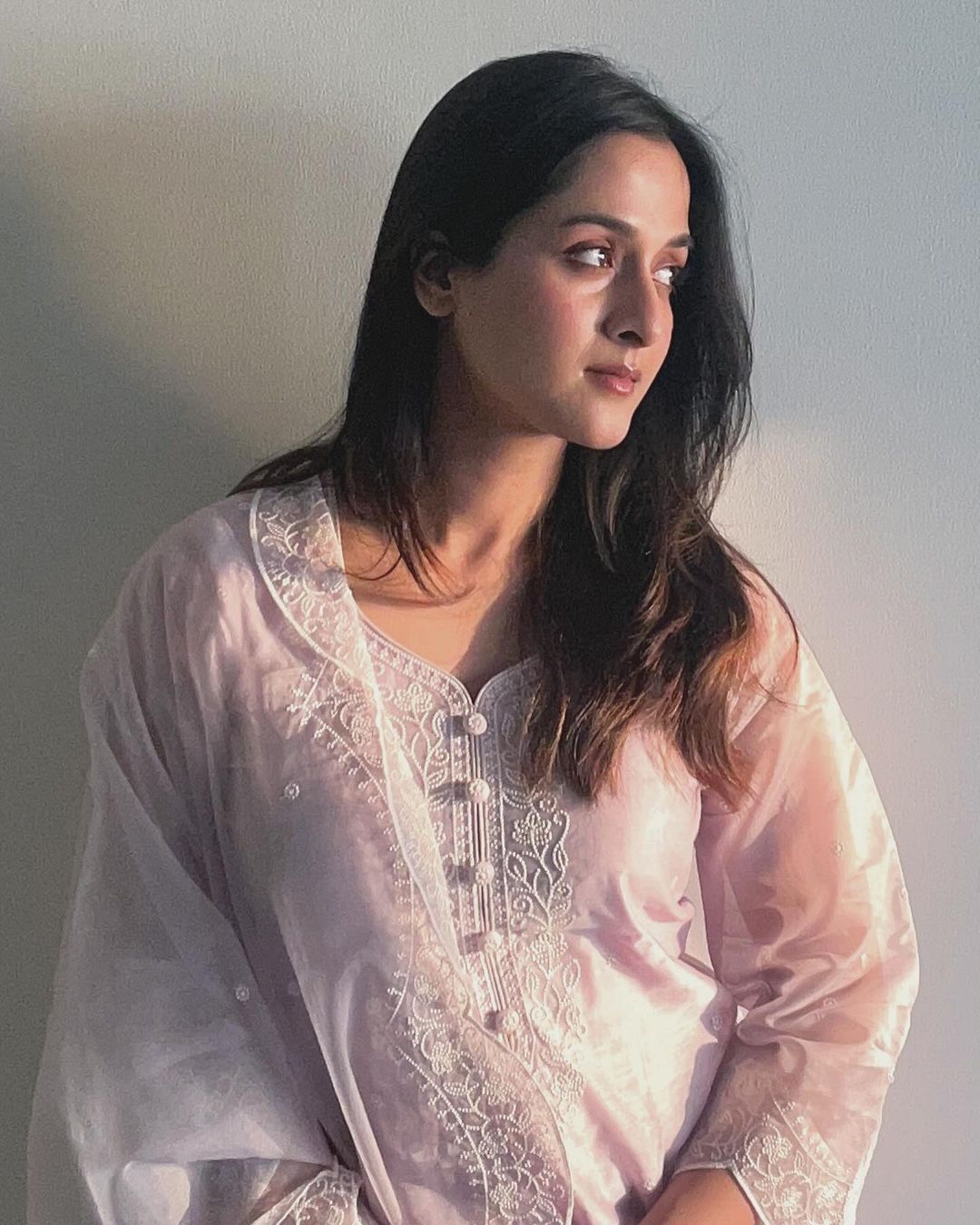Arushi Sharma in Kesar - Lavender Embroidered Suit Set.