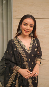 Simran Sethi in Fannah - Black Chanderi Embroidered Suit Set