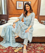 Aishwarya Sakhuja in Jashan - Blue Organza Anarkali Set.
