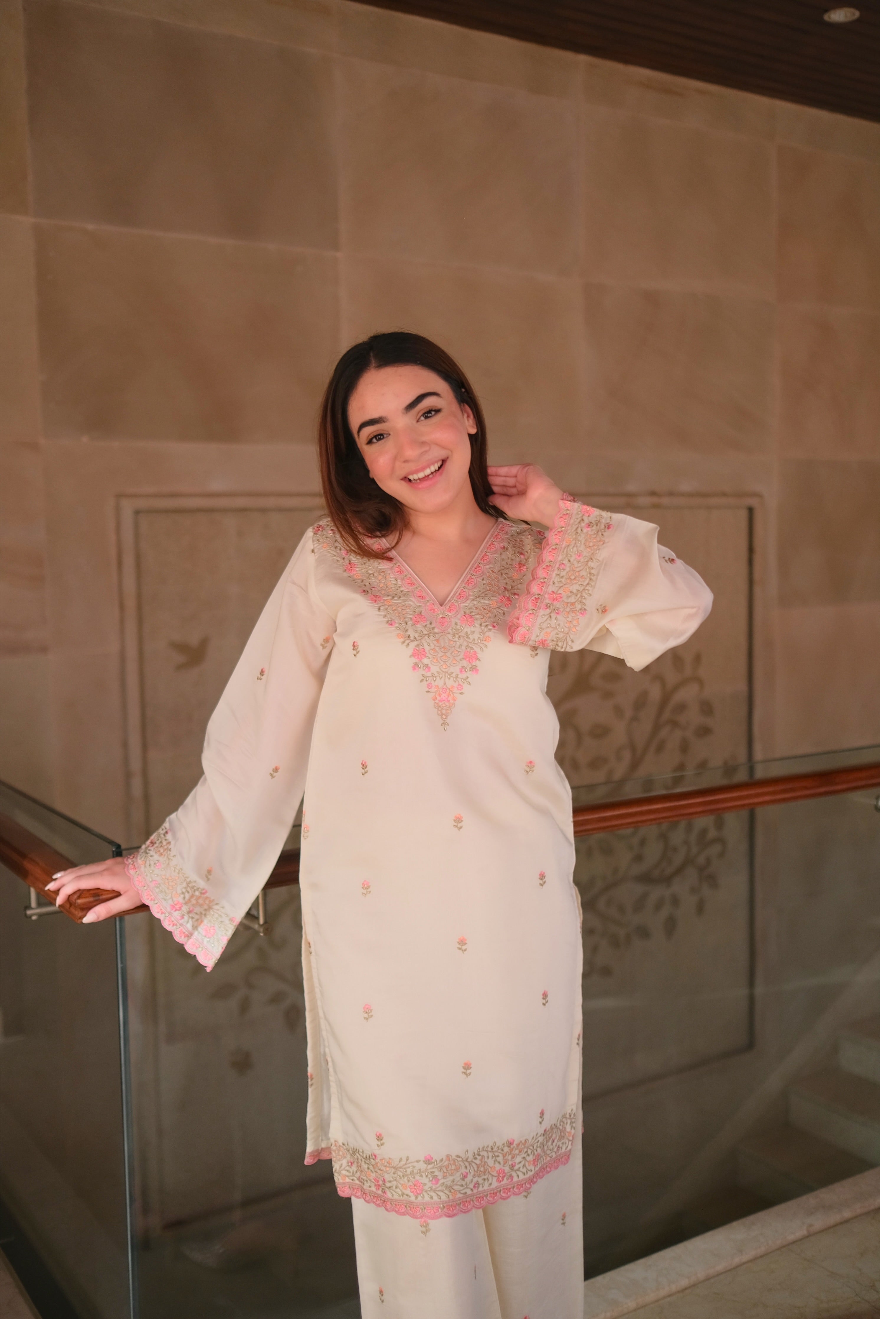 Riya Bedi in Moghra - Ivory White Chanderi Embroidered Suit Set.