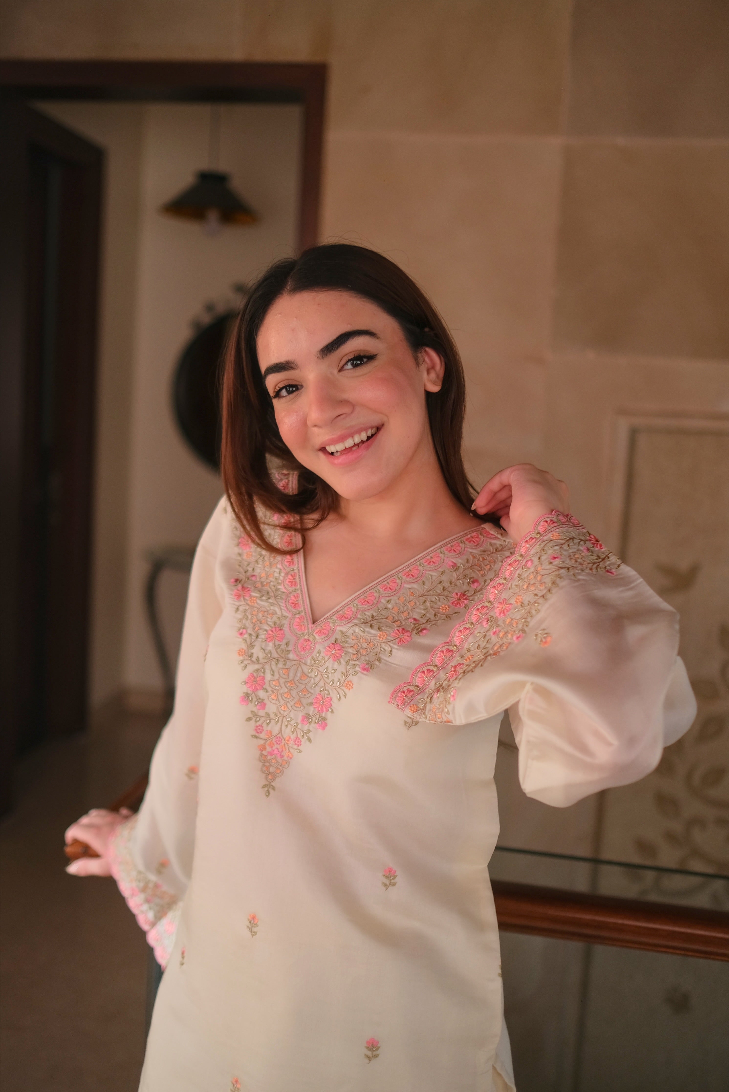 Riya Bedi in Moghra - Ivory White Chanderi Embroidered Suit Set.