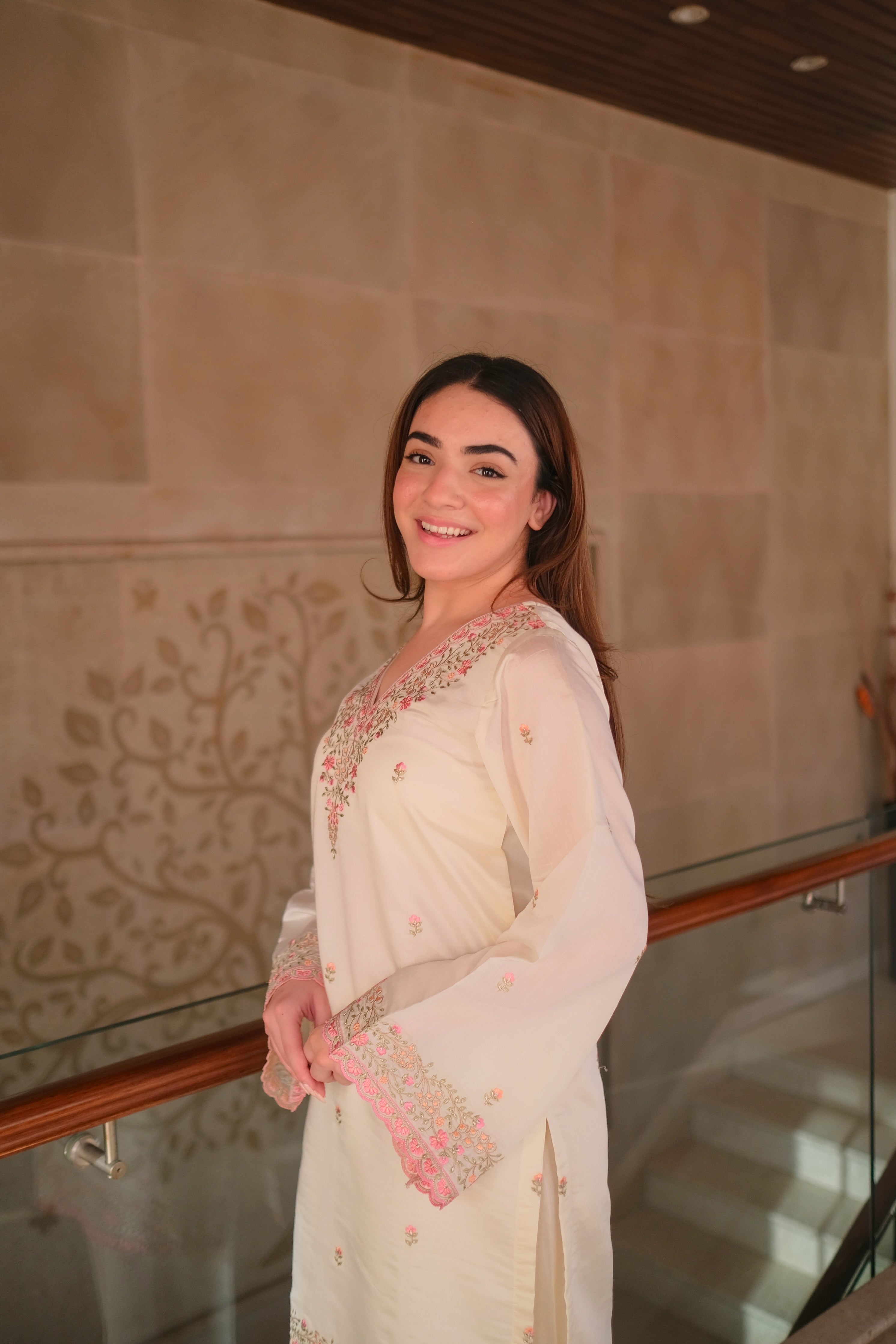 Riya Bedi in Moghra - Ivory White Chanderi Embroidered Suit Set.