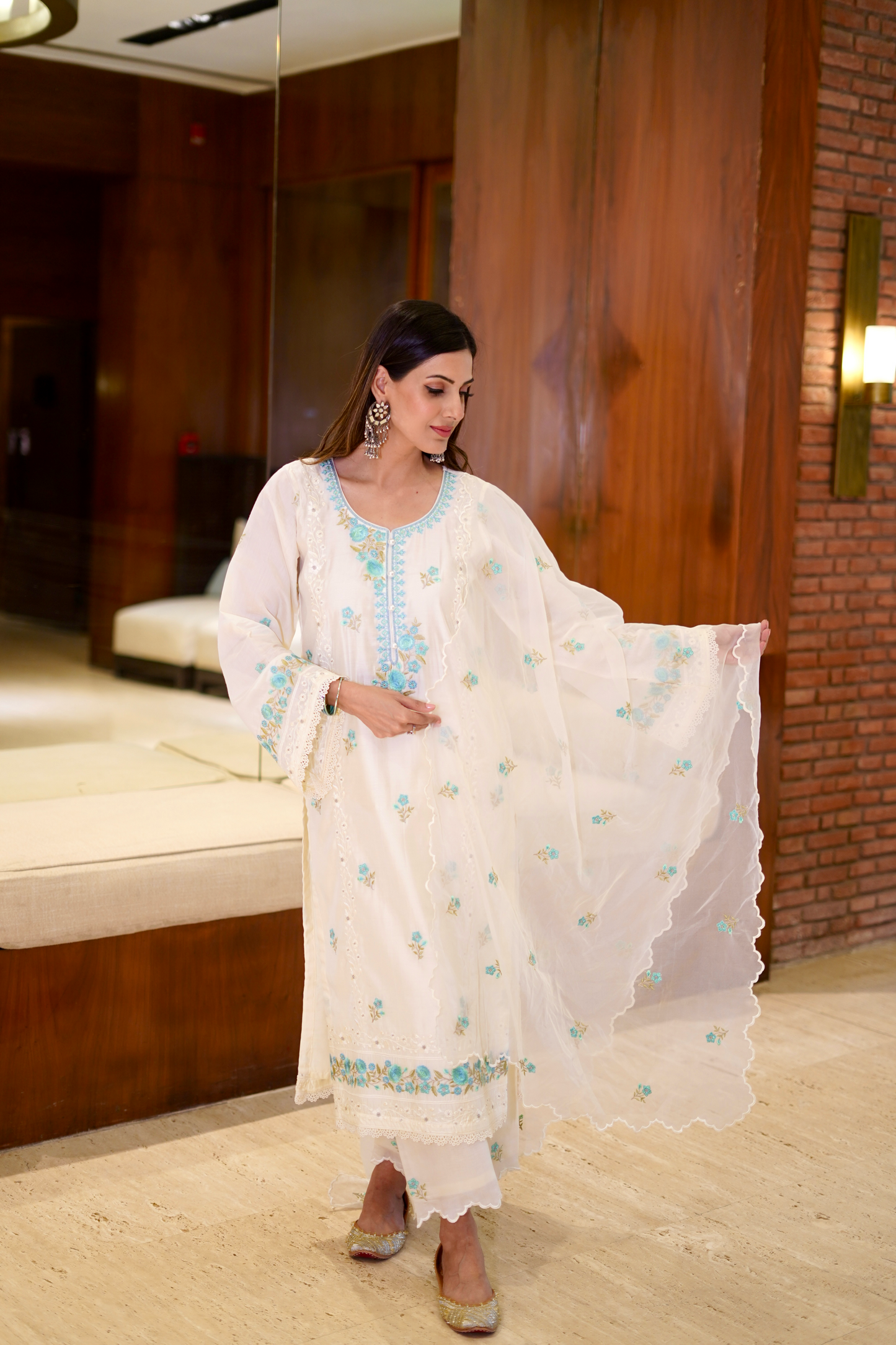 Shruti Juneja in Banphool - Ivory White Chanderi Embroidered Suit Set.