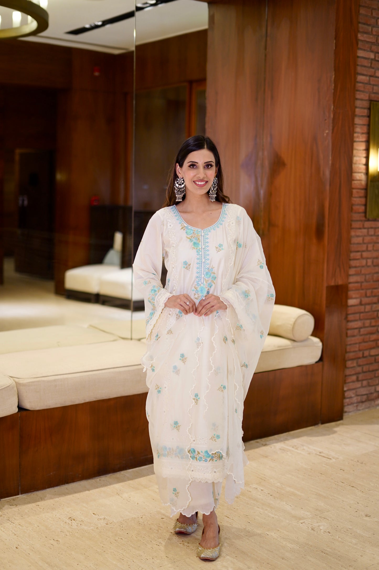 Shruti Juneja in Banphool - Ivory White Chanderi Embroidered Suit Set.