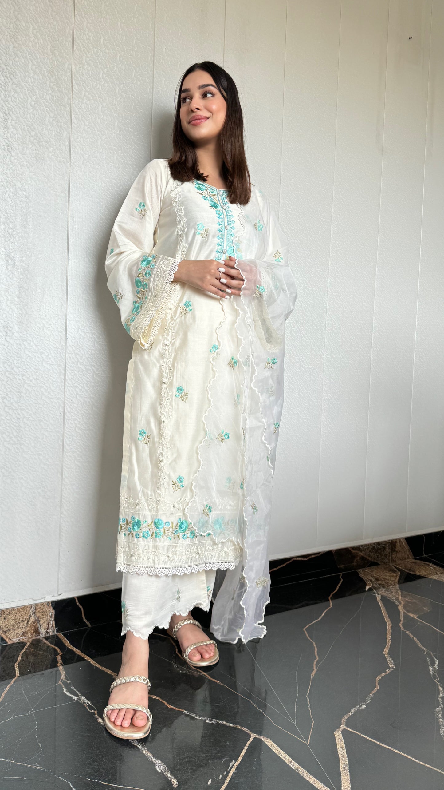 Navya Arya in Banphool - Ivory White Chanderi Embroidered Suit Set.