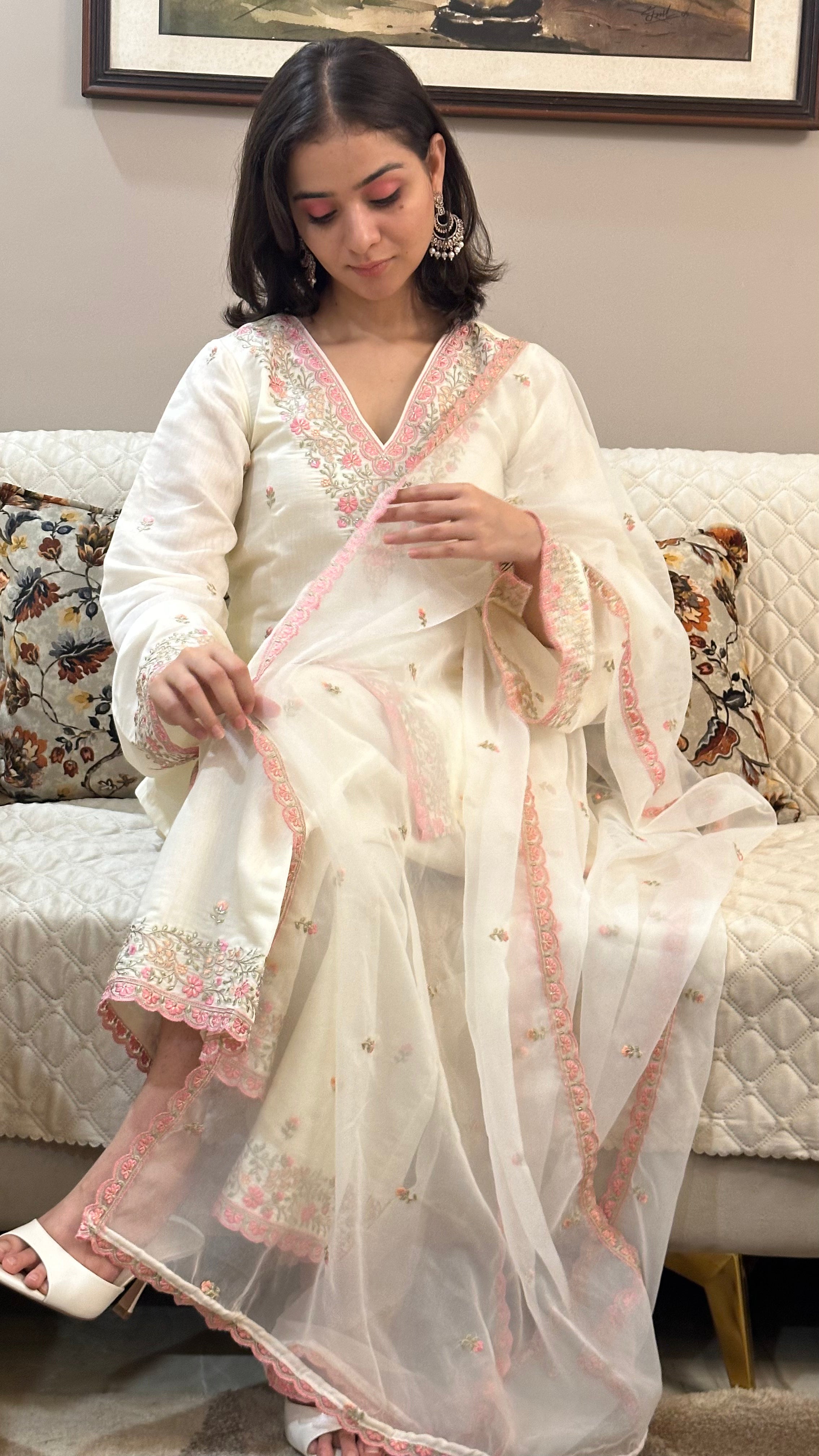 Pallavi Thakur  in Moghra - Ivory White Chanderi Embroidered Suit Set.
