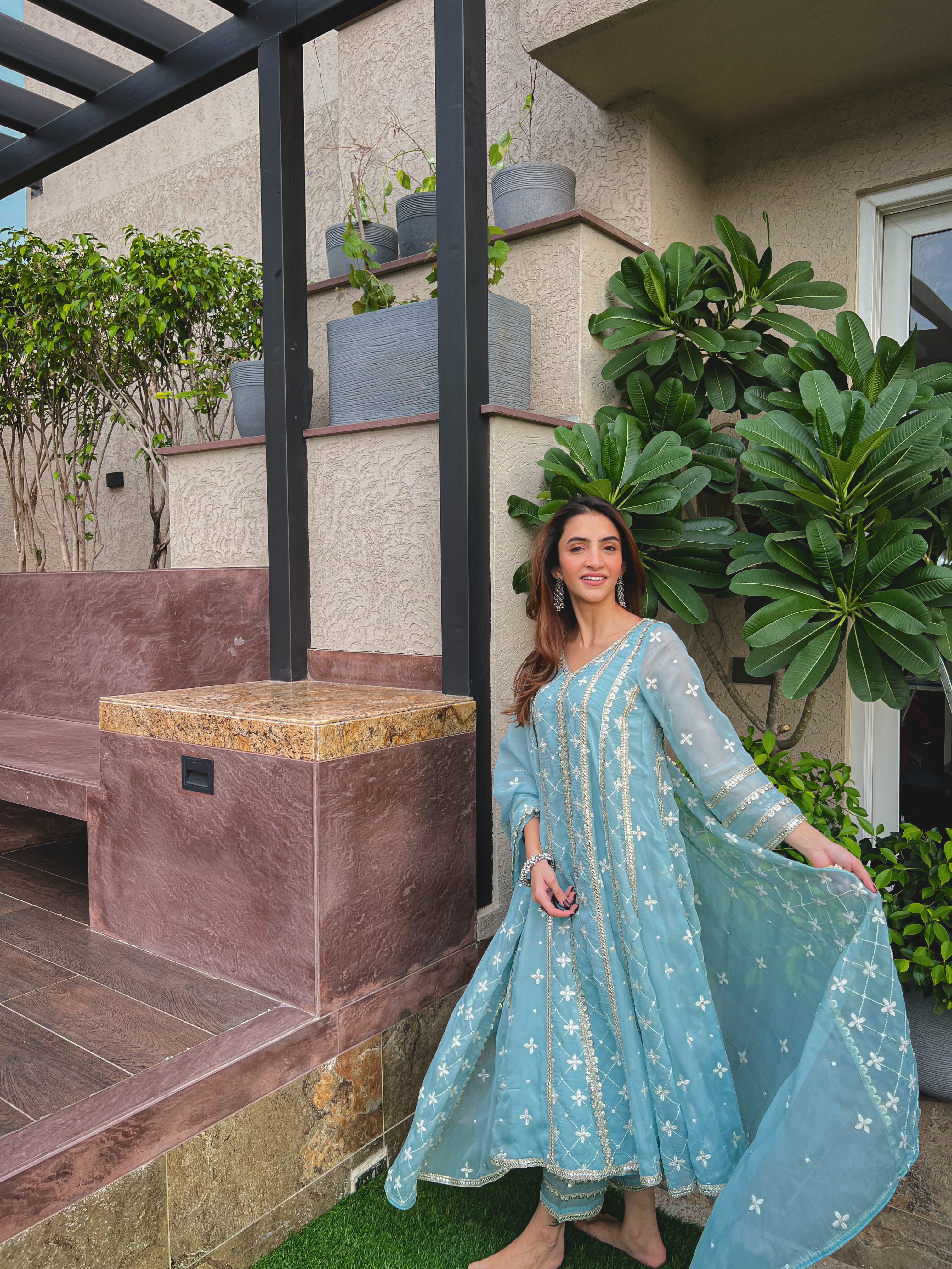 Shreya Lakhani in Jashan - Blue Organza Anarkali Set.