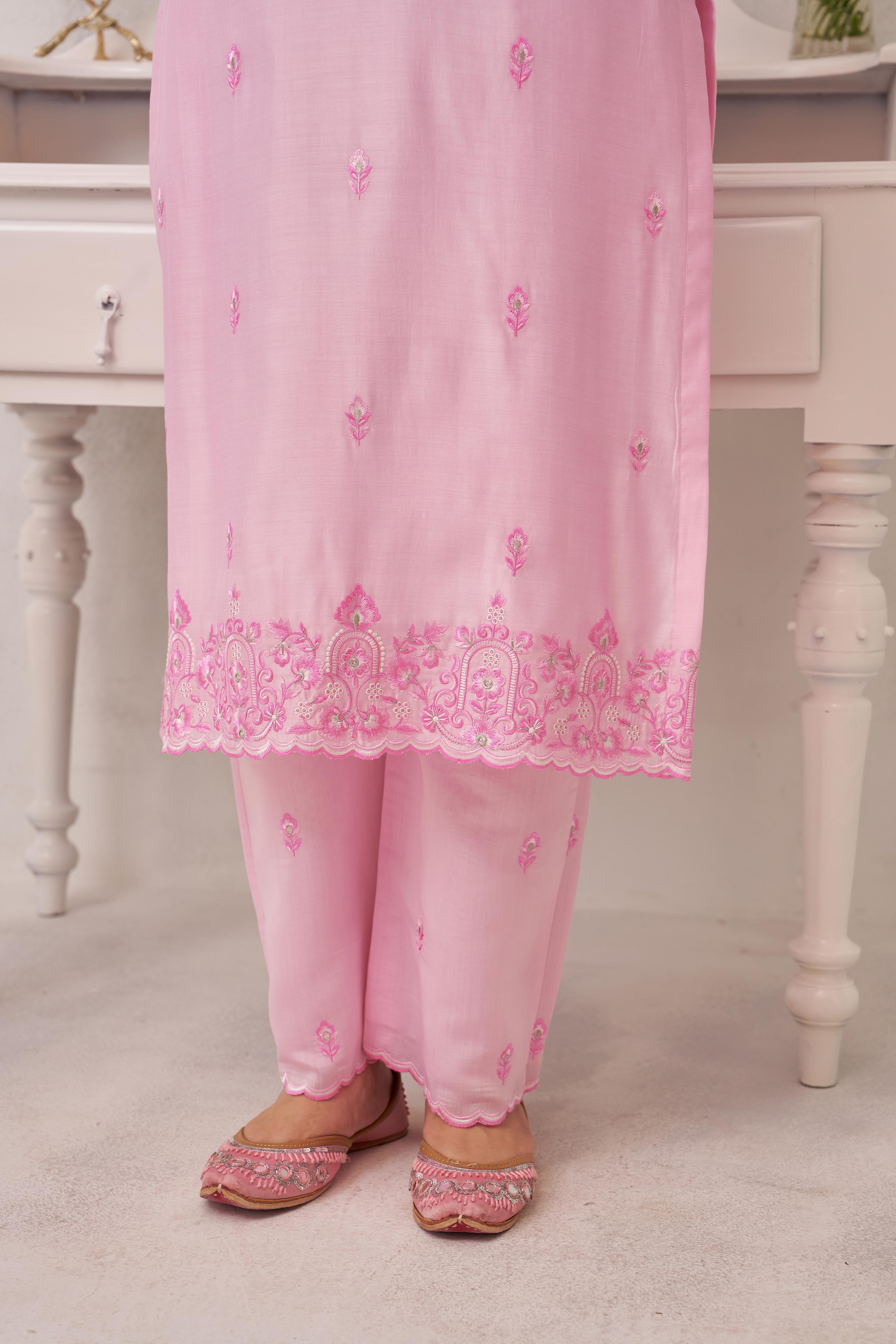 Shreya Lakahni in SAANVI - Pink Chanderi Suit Set