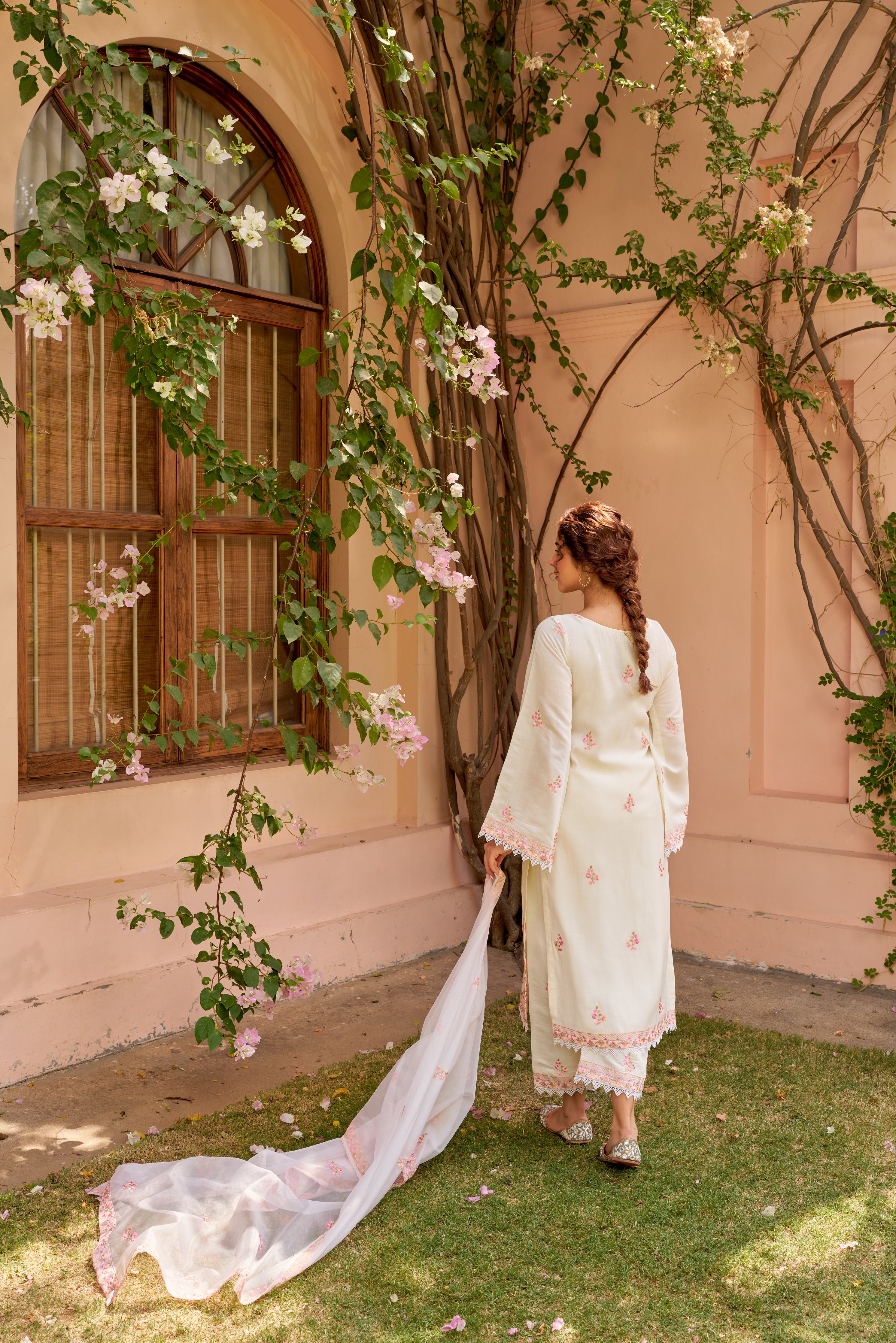 Pavitra Punia in Gul-Khera - Ivory White Chanderi Embroidered Suit Set.