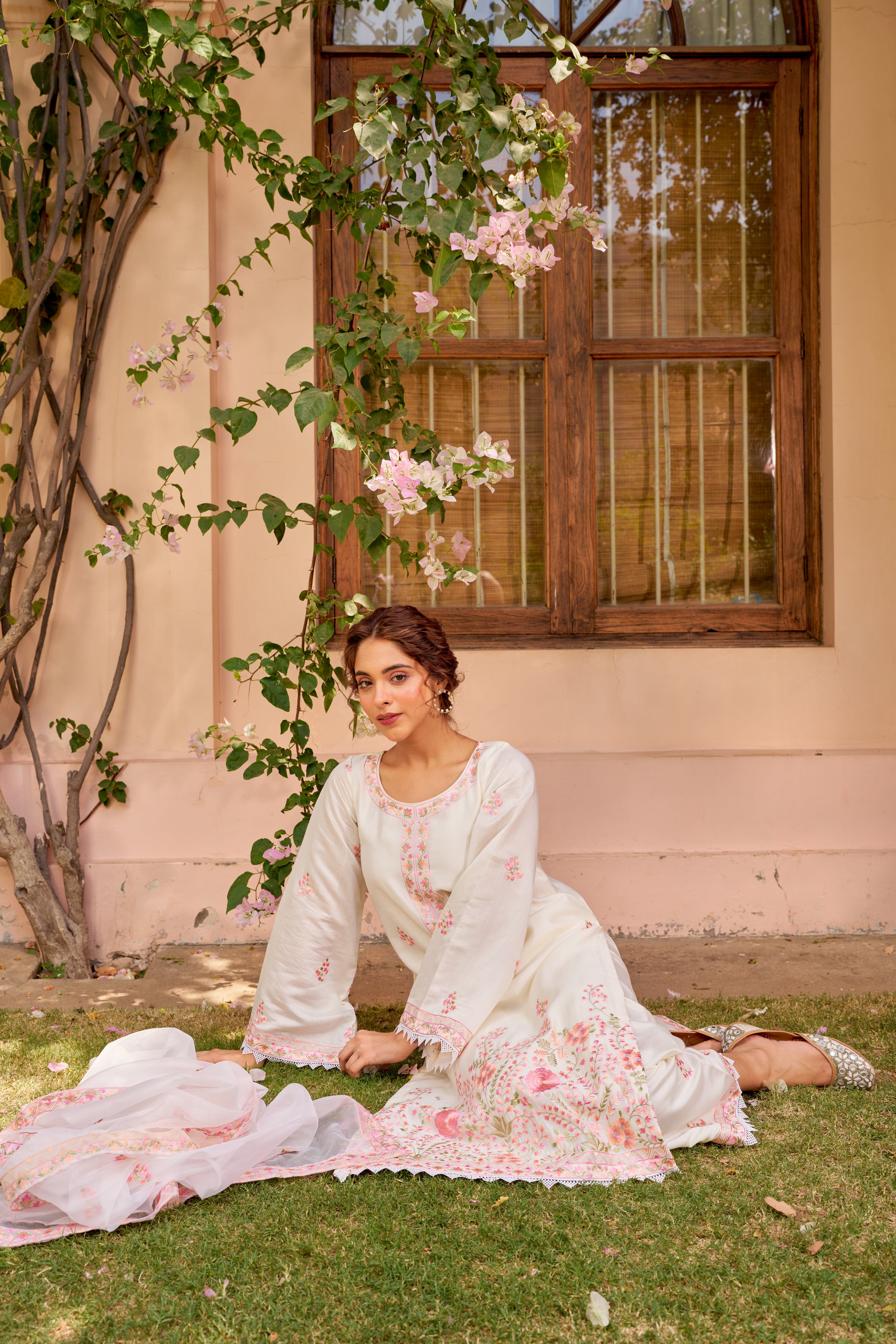 Surbhi Jyoti in Gul-Khera - Ivory White Chanderi Embroidered Suit Set.
