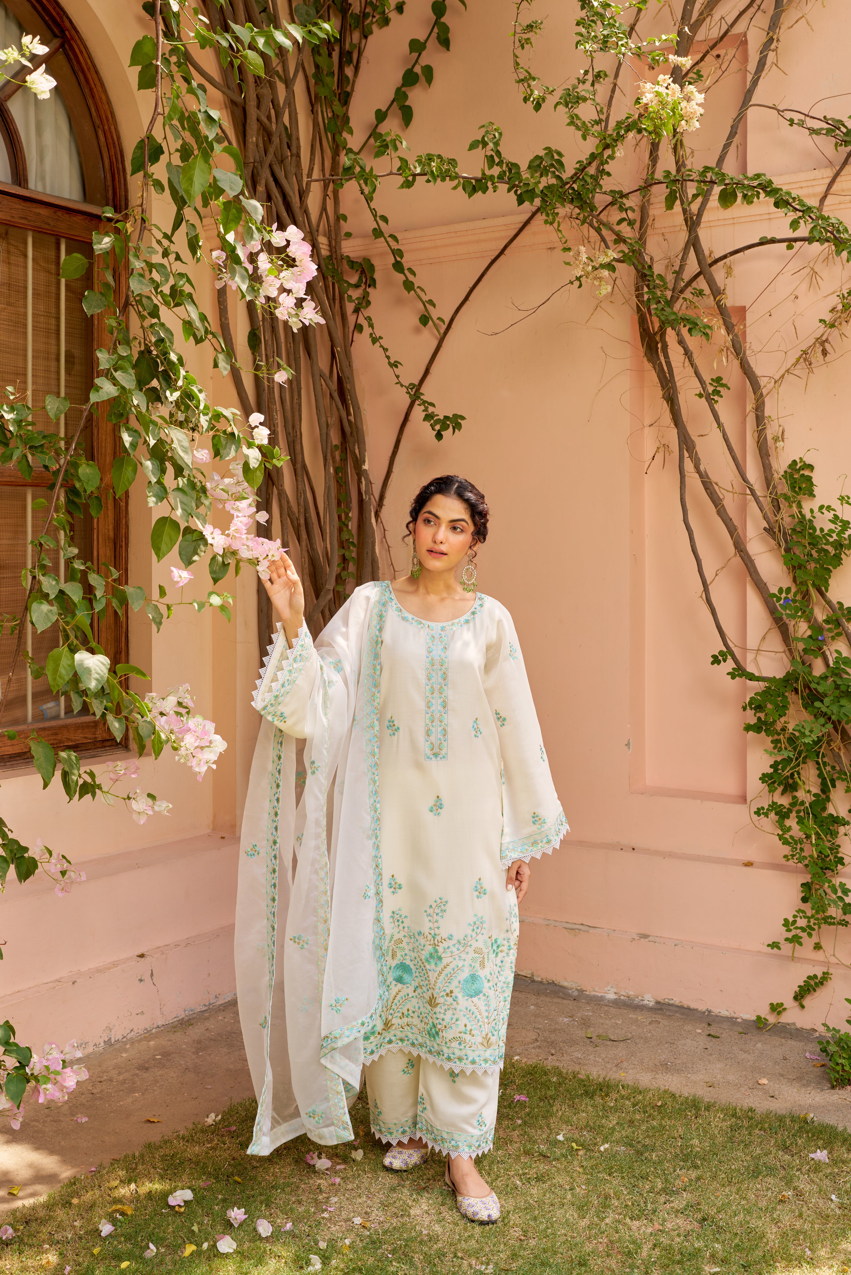 Salonie Patel in Asoniya - Ivory White Chanderi Embroidered Suit Set.