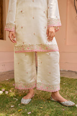 Moghra - Ivory White Chanderi Embroidered Suit Set.